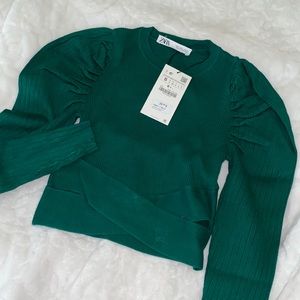 ZARA Green Cropped Knit sweater with puff sleeve